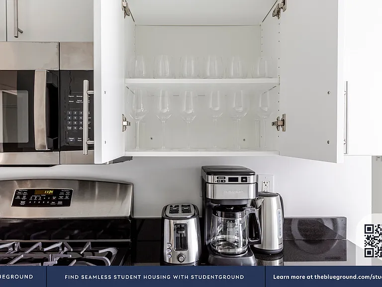 985 5th Ave #21B — Photo 11