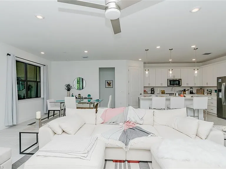 5939 Gala Dr — Photo 11