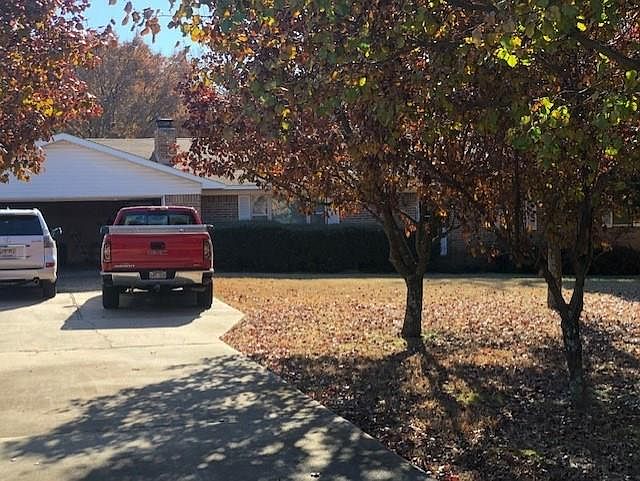 1st image of 4236 Iris Ave