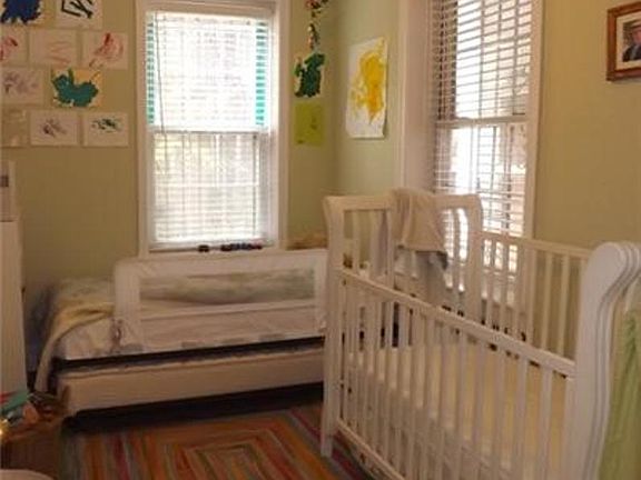 5th image of 225 Sterling Pl APT 2F