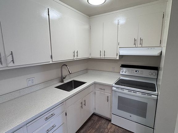 4th image of 532 Bancroft Ave #217