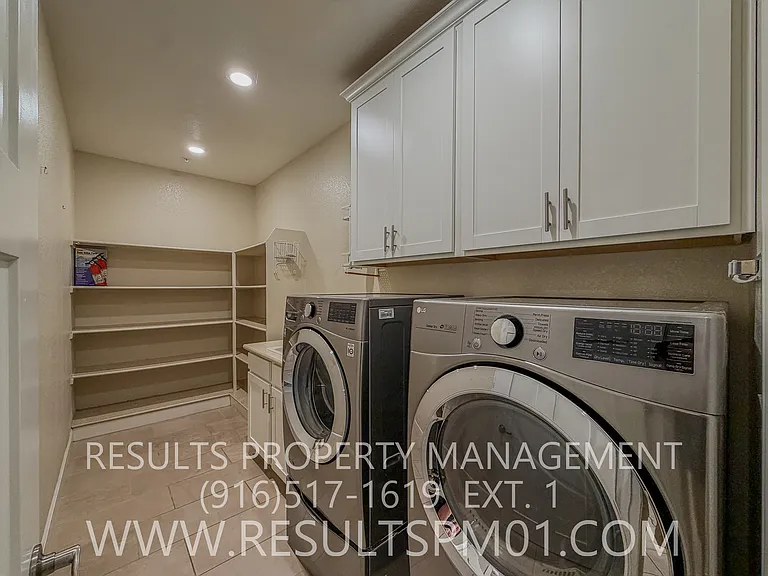 1573 Osborn Dr — Photo 17