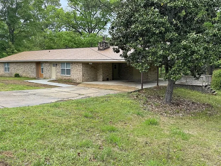200 Wall Williams Rd — Photo 3