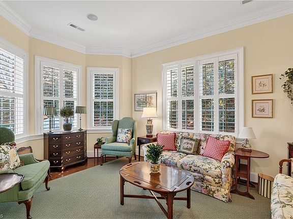 5th image of 108 Highwood Ln