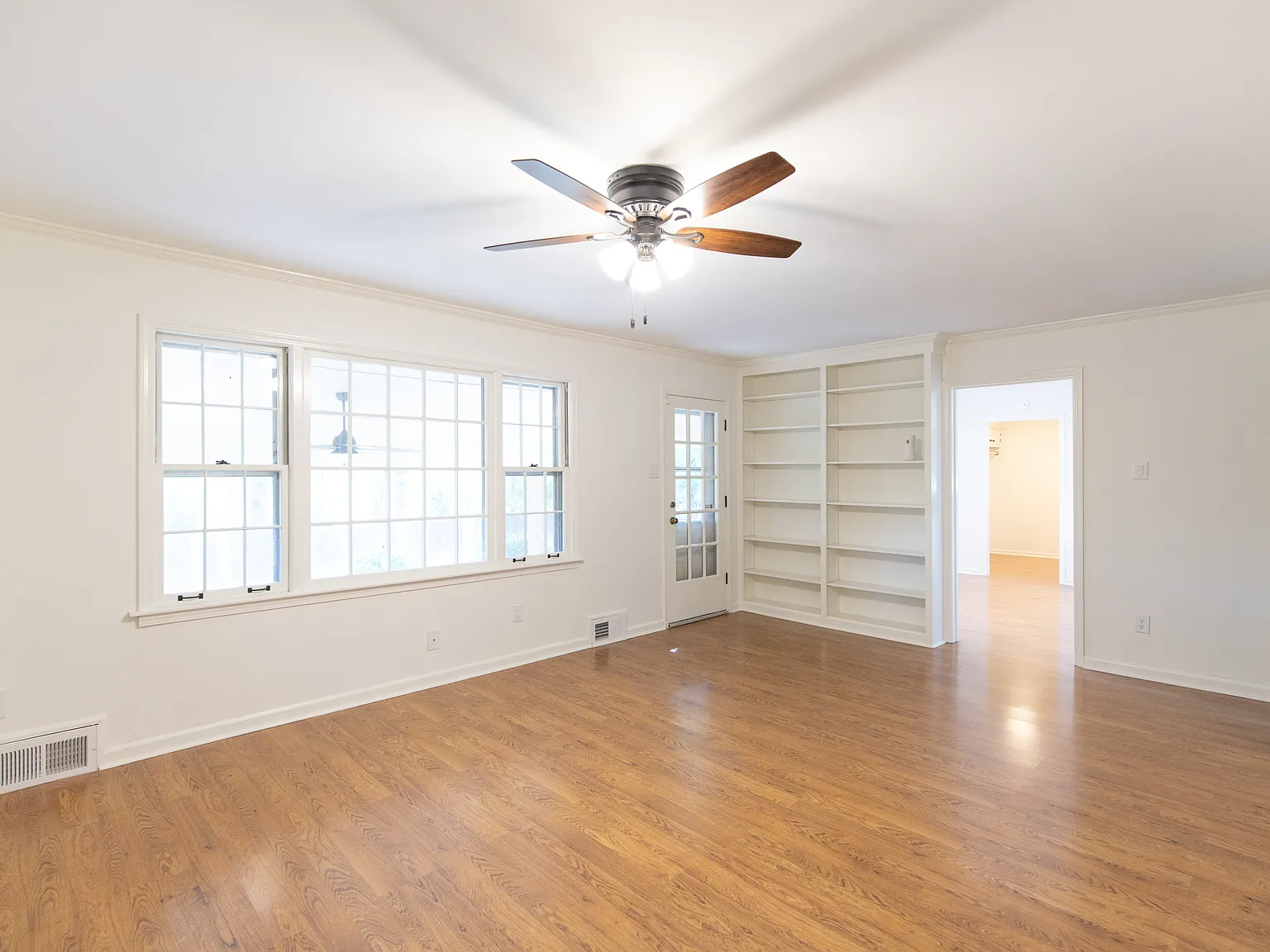 3062 Circle Gate Dr — Photo 4