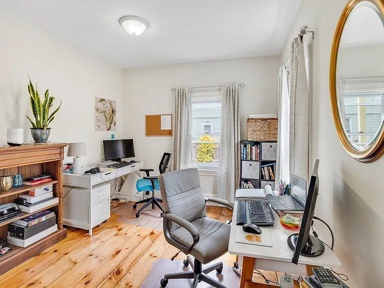 52 Waterhouse St #52 — Photo 17