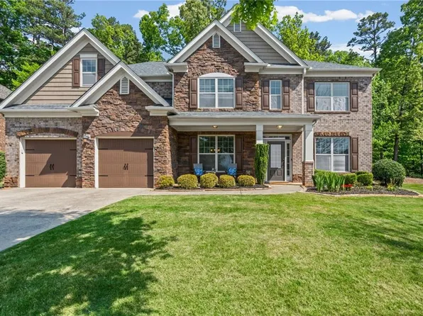 8815 Ellesmere Dr, Cumming, GA 30041