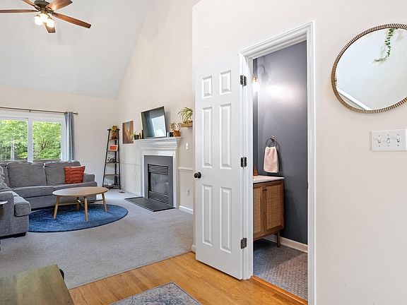 3rd image of 6716 Holly Mill Ct