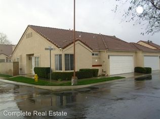 910 Countryside St, Hemet, CA 92545