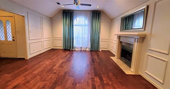 4th image of 164 Highland Meadow Cir