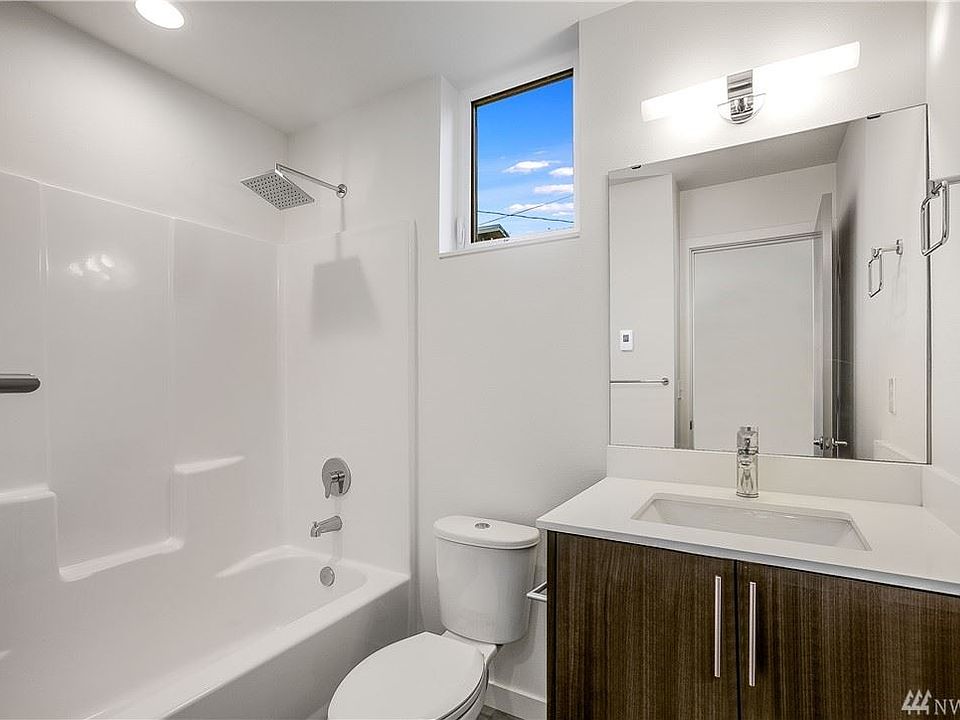 5604-A 25th Ave SW, Seattle, WA 98106 | Zillow