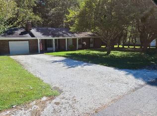 302 Tree Haven Blvd, Hendersonville, NC 28791