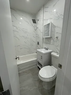 Rented by REAL New York | media 7