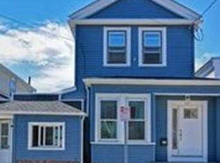 137 Prospect St, Gloucester, MA 01930