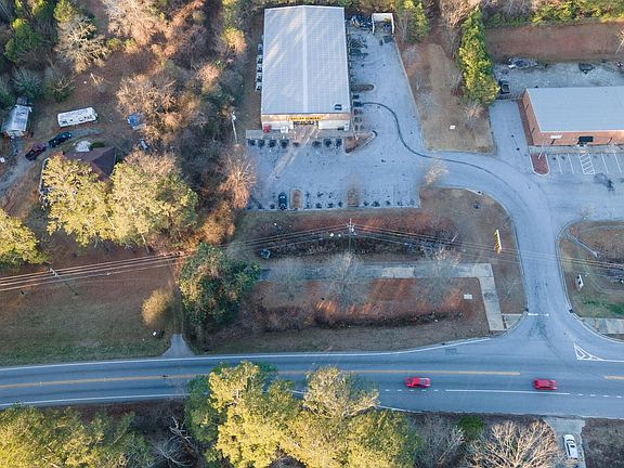 3rd image of 10717 Highway 36