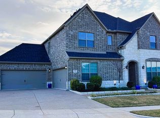 570 McKenna Dr, Fate, TX 75087