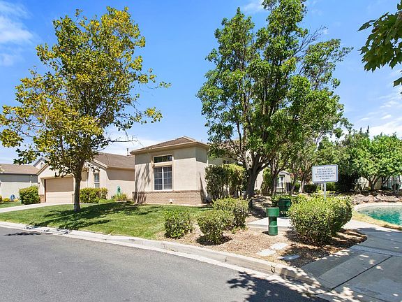 5th image of 602 Meadowbrook Ln