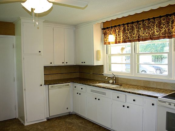 Big - Open Kitchen