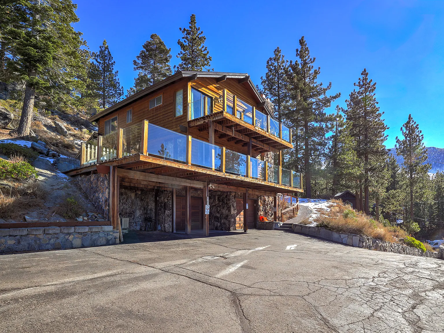 4 bed, 2800 sqft, $6,500 — Photo 4