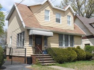 251 Nesbit Ter, Irvington, NJ 07111