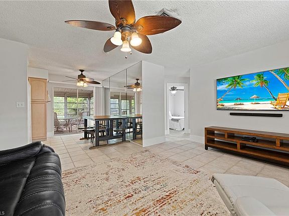 3rd image of 10325 Tarrah Ln