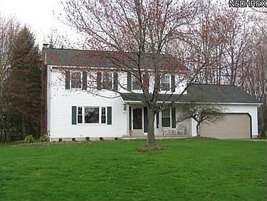 1st image of 1404 Carriage Hill Dr