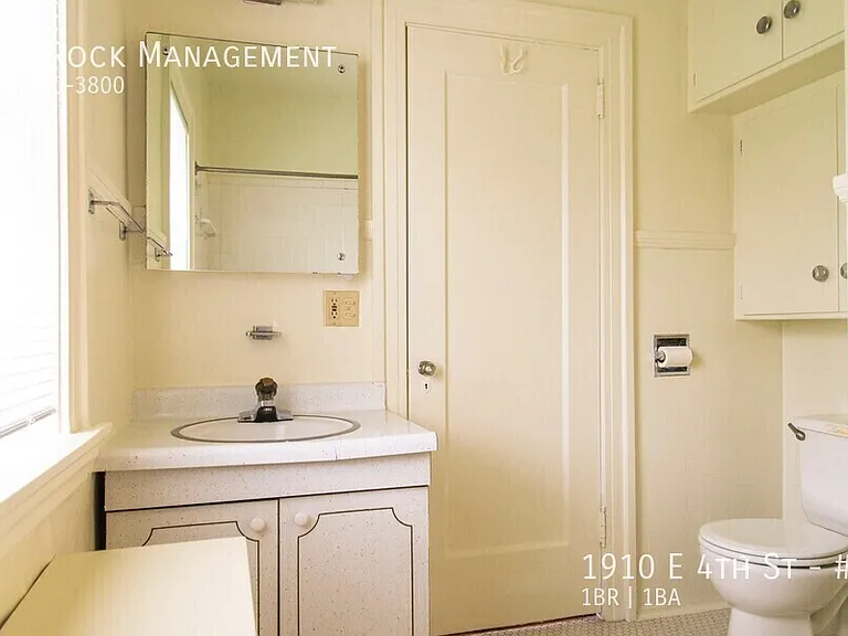 1910 E 4th St #B — Photo 3