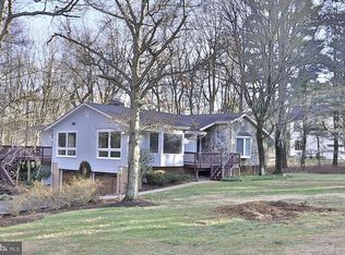 1437 Crowell Rd, Vienna, VA 22182