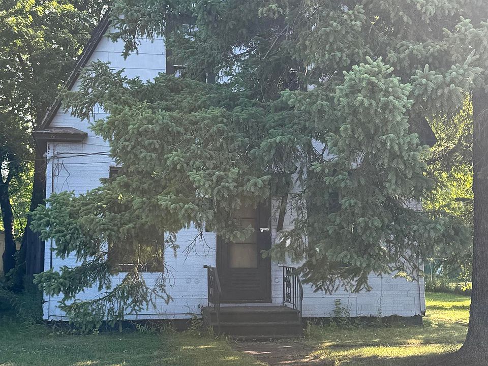 1st image of 5115 E 1st St