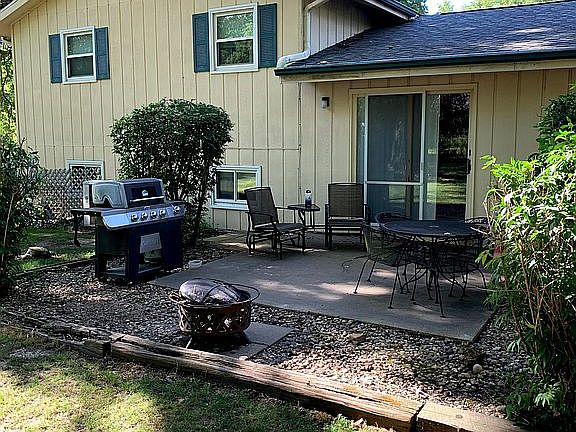 4th image of 50 Briarwood Pl