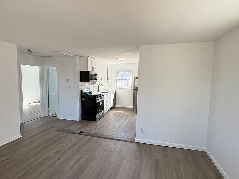 12 Barbara Ln — Photo 8