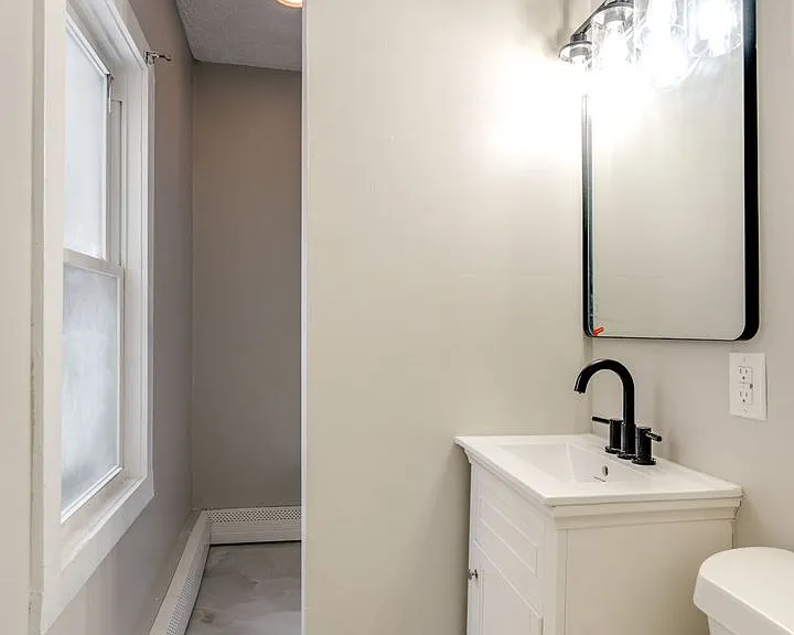 3209 Archwood Avenue 3773 West 33rd St — Photo 59