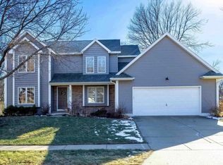 3515 Woodberry Pl, Bettendorf, IA 52722