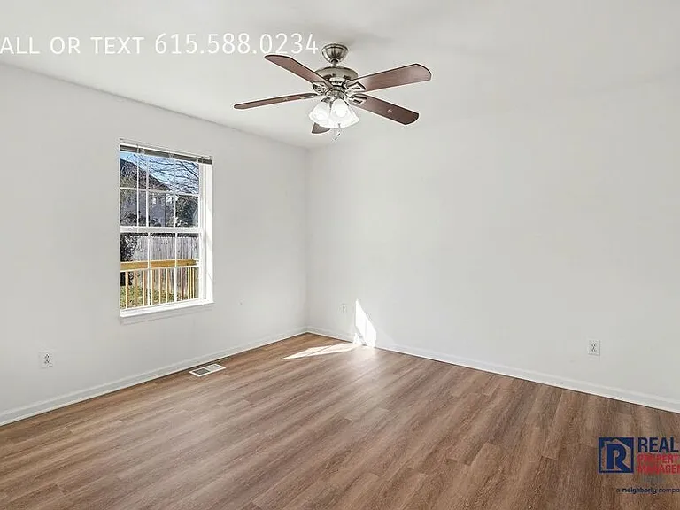 1505 Chapman Ln — Photo 9