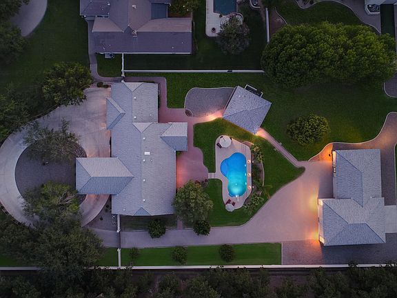 3rd image of 7030 W Surrey Ave
