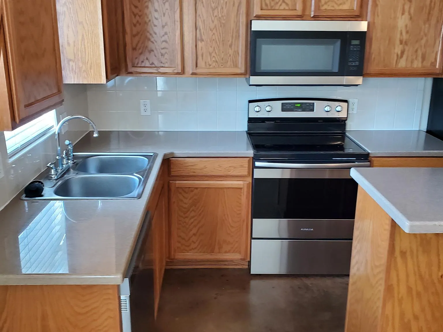 4 bed, 1480 sqft, $1,800 — Photo 4