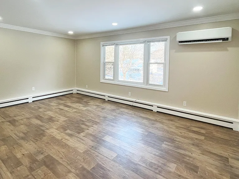 2 Burning Bush Blvd #2B — Photo 8
