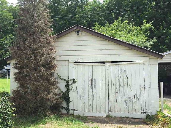 3rd image of 7445 Lone Oak Blvd
