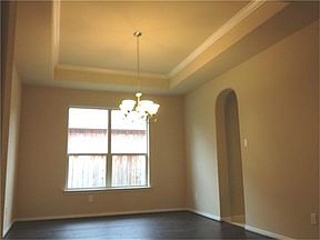5th image of 63 S Greenprint Cir