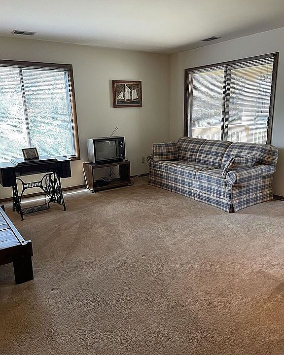 1st image of 715 S Lake Shore Dr Unit 7F