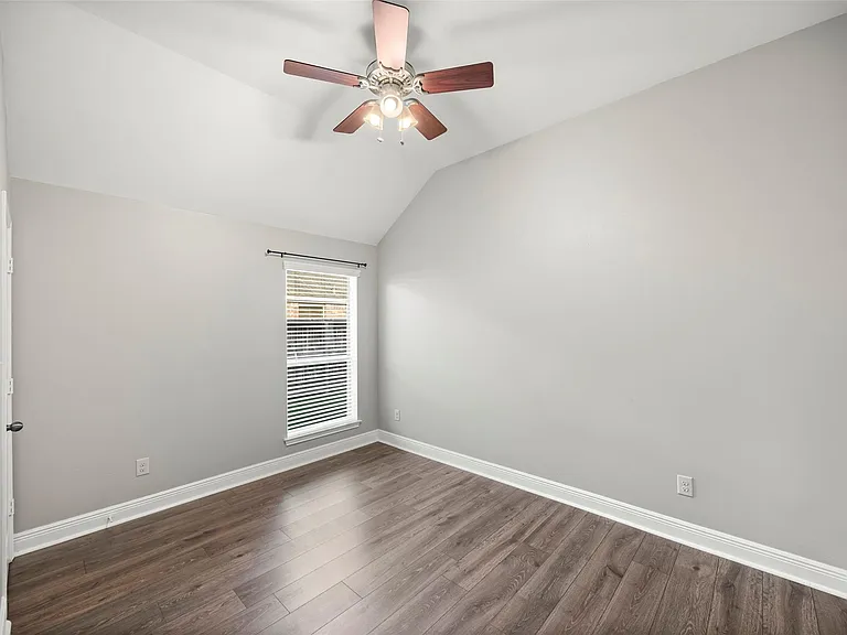31815 Forest Oak Ln — Photo 19