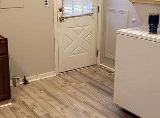 5924 Katherine St, Taylor, MI 48180