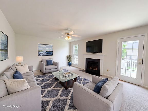3rd image of 1614 Harrison Way