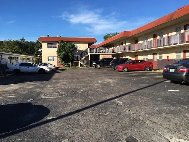 1 bed, 750 sqft, $1,495 — Photo 2