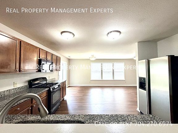 2nd image of 8609 Old Potters Rd