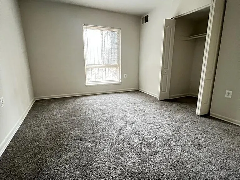 5301 Quincy St — Photo 29