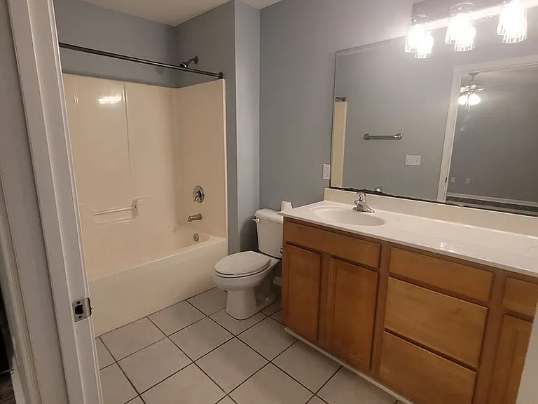 5132 Greenville Loop Rd #B — Photo 13