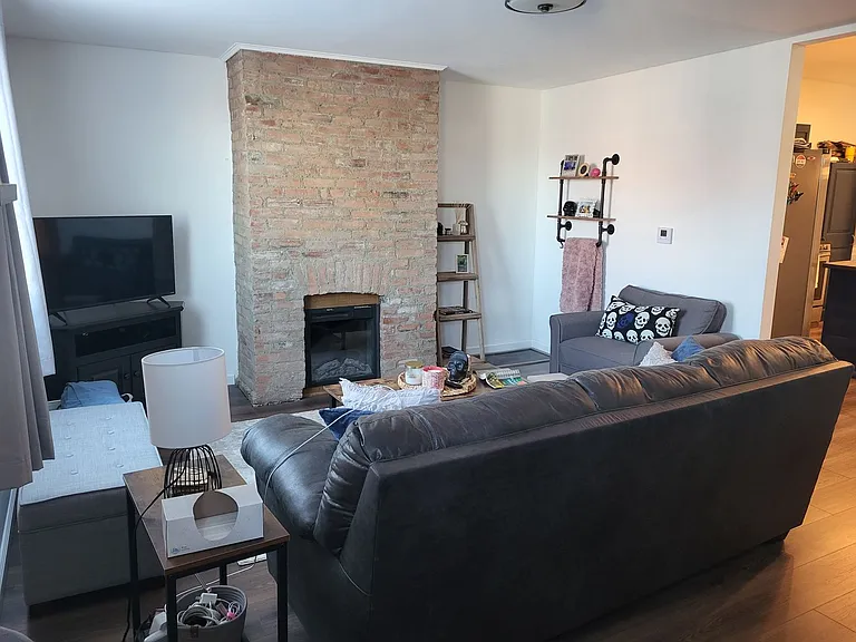 11 Maytide Street — Photo 3