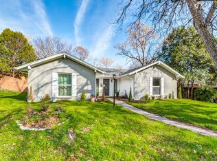 4742 Crownpoint Cir, Dallas, TX 75232
