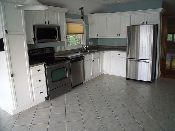 2nd image of 6 N Crooked Lake Dr